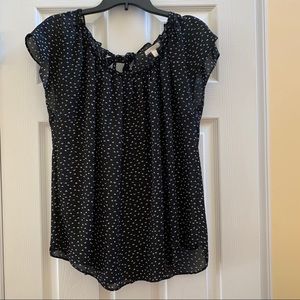 Lauren Conrad Black & White Floral Blouse XL